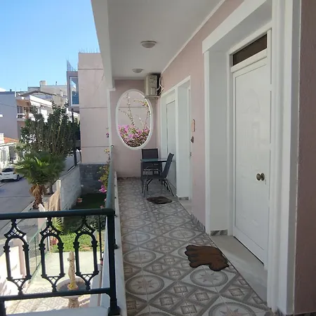 Spacious Corinto