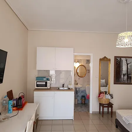 Spacious Apartment *